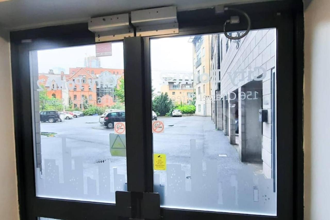 2-bed Near Centre Apartamento *